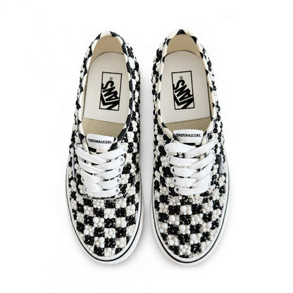 Vans “AUTHENTIC 44 DX” BLACK IVORY by THEFINALCURE.
