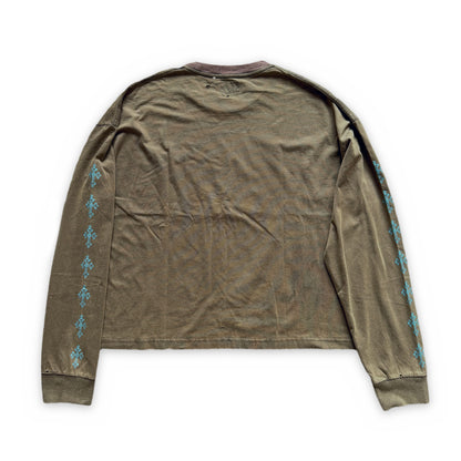 THEFINALCURE. “LOVE STAYS” DISTRESSED LONG SLEEVE